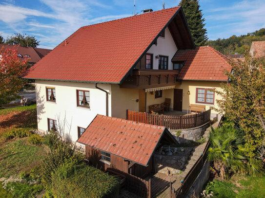 Attraktives 195 qm Einfamilienhaus im Landhausstil mit Garage, Sauna u.v.m. in idyllischer Lage bei Kandern