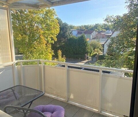 SUMMERTIME.... Schöner Balkon für entspannte Sonnenstunden .. NETTE NACHMIETER GESUCHT