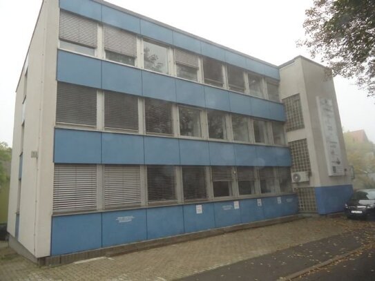 Vermietung einer 200 m² großen Büroetage im 2. OG in zentraler Lage - Vorderer Westen