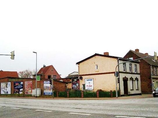 Stark renovierungsbedürftiges Einfamilienhaus in Grabow (Handwerkerobjekt)