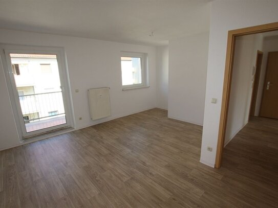 Tolle 3-Raum-Wohnung mit Balkon in schöner Lage