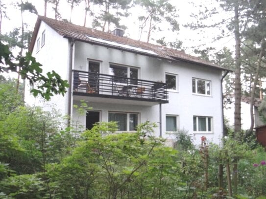 4-Zi.-ETW in Waldsiedlungsgebiet von ER, sehr ruhig, in 2-FH, 92 m² Wohnfl., 460 m² ant. Grund, Garage,St.Pl., Keller