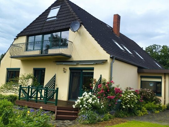 Mehrfamilienhaus mit Mieteinnahmen und Ausbaupotential