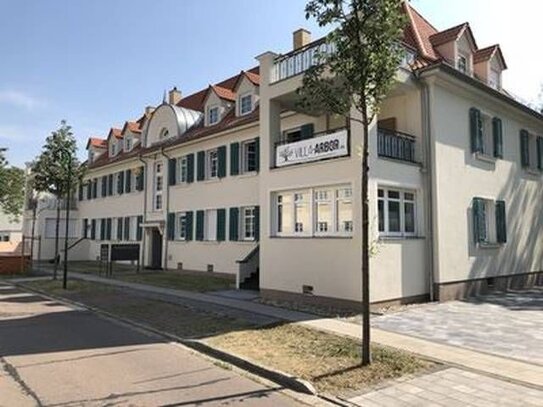 Stilvolle, neuwertige 3-Zimmer-Wohnung mit Balkon in Leuna