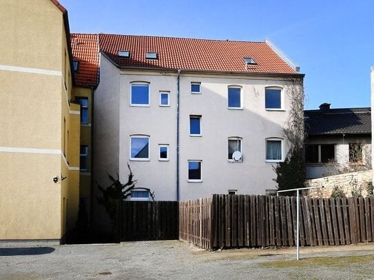 Mehrfamilienhaus mit hohem Renditesteigerungspotential in zentraler Lage von Aschersleben!