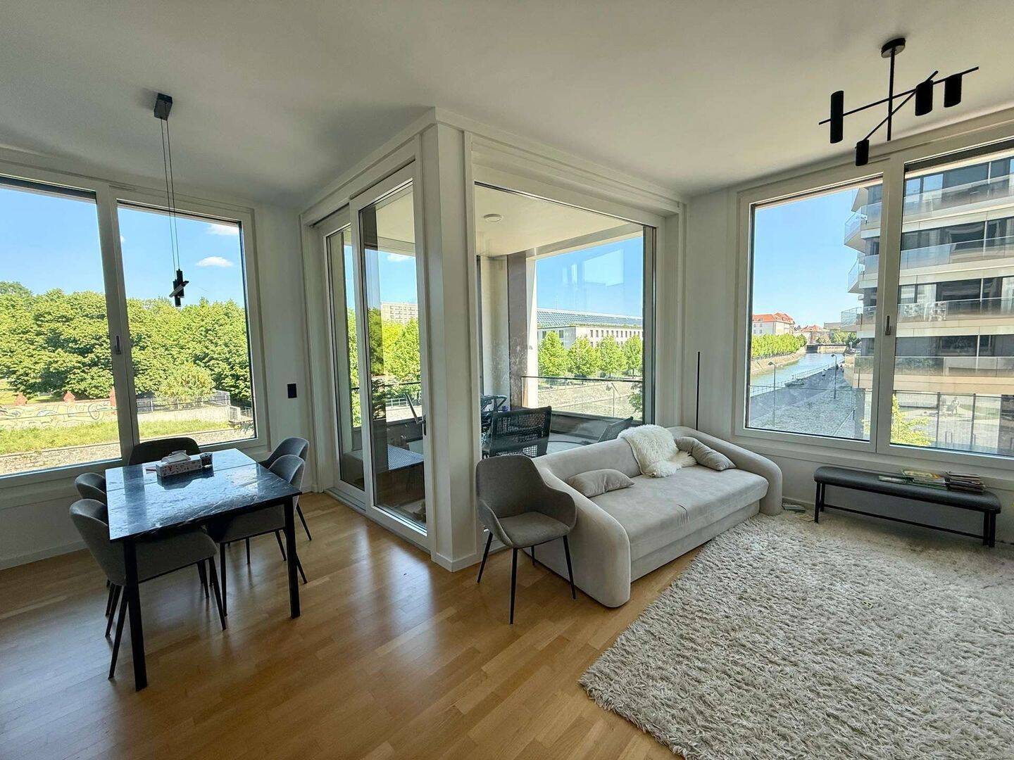 Wasser vor der Tür. Berlin zu Ihren Füßen. Exklusive 3-Zimmer-Wohnung in der Europacity - Photo 1