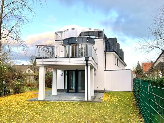 Neubau EG Wohnung in einem luxuriösen Dreifamilienhaus. Wie ein Schiff im Grünen mitten in Oldenburg