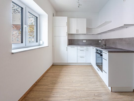 *FÜR EIGENNUTZER UND KAPITALANLEGER* 1,5-Zimmer-Apartment mit Einbauküche in zentrumsnaher Lage