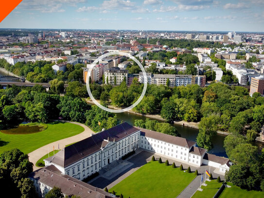 Erstbezug nach individueller Sanierung: Stuck-Altbau mit Tiergarten Blick - provisionsfrei -