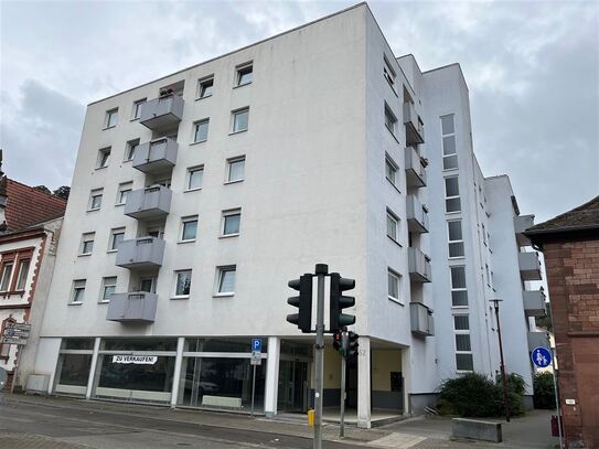 große Wohnung mit Burgblick