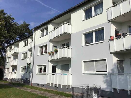 Geräumige 3-Zimmer-Wohnung mit Tageslichtbad und Balkon