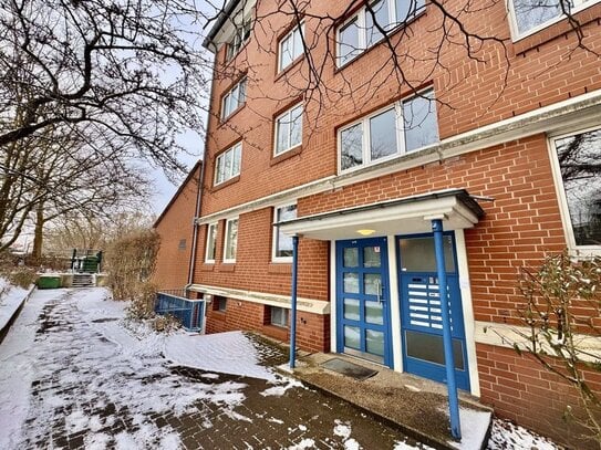 ZWEI-ZIMMER-WOHNUNG MIT BALKON UND GARAGE IN LAATZEN