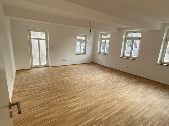 Charmante 3-Zimmer Erdgeschosswohnung auf 95 qm mit Terrasse