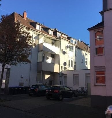 gemütliche 2 1/2-Zi. Wohnung im 1. Obergeschoss