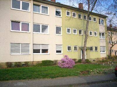 Mitten drin! Günstig geschnittene 3-Zi.-Wohnung