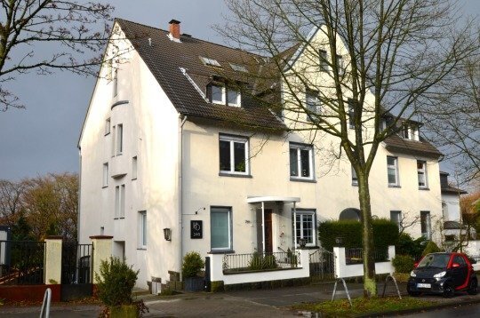 Komfortbale Wohnung nähe Toelleturm mit Terrasse und Talblick ins Grüne