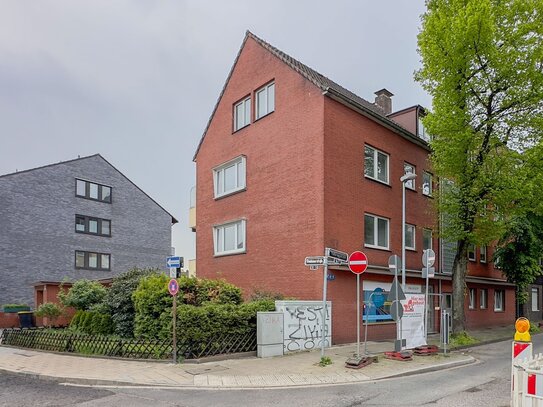 Mehrfamilienhaus als Eckgebäude mit vielfältigen Entwicklungschancen