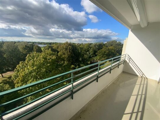 Helle 4 Zimmer in der grünen Gartenstadt-Vahr mit Panorama-Balkon, TOP-Zustand