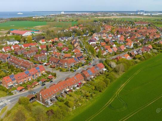 Großes Reihen-Endhaus mit 6 Zimmern im Ostseebad Warnemünde-Diedrichshagen