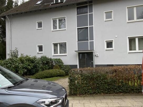 Absolute Top Lage in Essen-Stadtwald - attraktive Familienwohnung im 1. OG mit Balkon