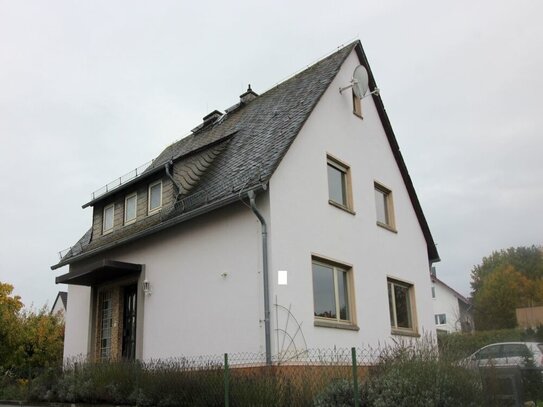 LAGE LAGE LAGE! Einfamilienhaus mit ca. 130 m² in bester Lage von Limburg mit Garage, Garten, Keller