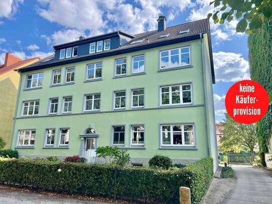 HORN IMMOBILIEN++ Neubrandenburg, 4-Raum Dachgeschosswohnung mit großer Dachterrasse, Kamin und 2 Stellplätzen