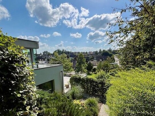 Traumhafte Architektenvilla im Bauhausstil mit Einliegerwohnung !