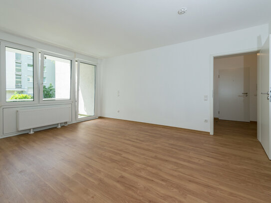 ** SANIERTE TRAUMWOHNUNG ** 2-Zimmer-Wohnung im EG