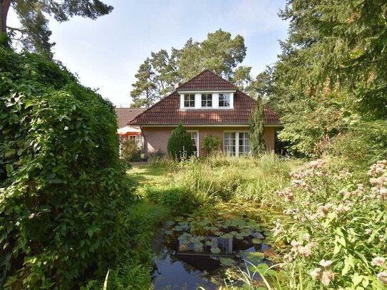 Architektenhaus in naturnaher Lage mit großem Garten in Ehlershausen!