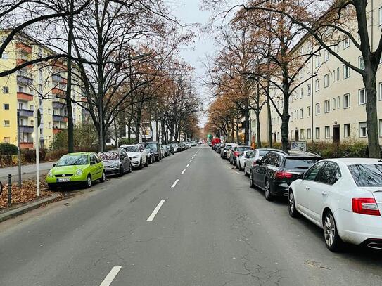 Zentral gelegene 2-Zimmer-Wohnung mit Balkon in Kudamm Nähe