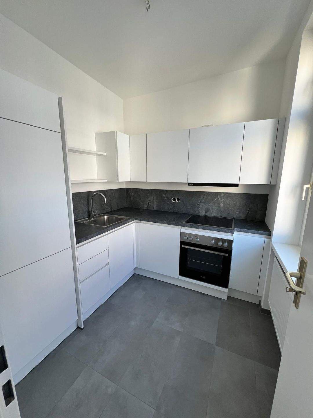 Schöneberg Nahe Akazienkiez - kernsanierte 2-Zimmer Altbauwohnung - Photo 1