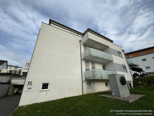 Neuwertige 4 Zimmer Neubauwohnung mit 2 Balkone und Garage hochwertig ausgestattet in TOP Neubaulage