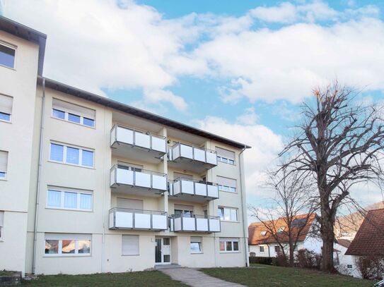 Sofort bezugsfrei! Schöne 3-Zimmerwohnung mit Balkon