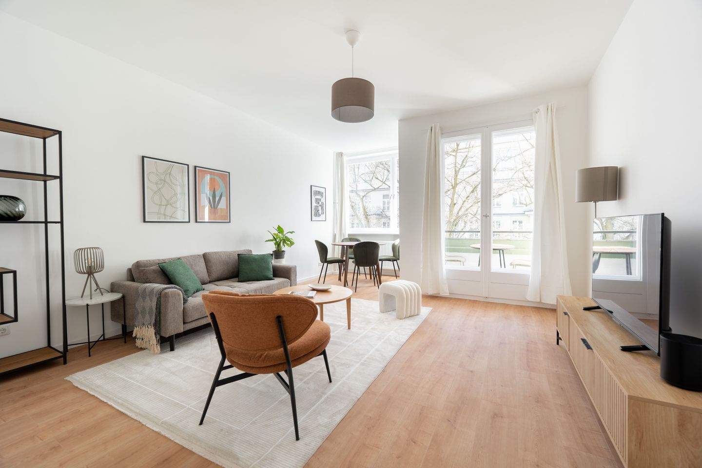 Beeindruckende 2-Zimmer Wohnung in Charlottenburg - voll möbliert - Foto 1