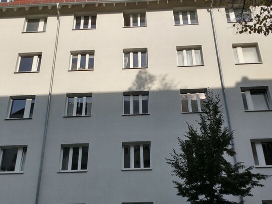 Sanierte 2 Zimmer-Wohnung in Neukölln, Nähe Tempelhofer Feld, provisionsfrei, frei ab Ende 2027