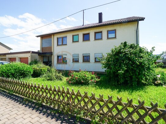 Kapitalanlage oder Eigennutzung! 2-Familienhaus mit 901m² Grundstück und vielen Möglichkeiten!