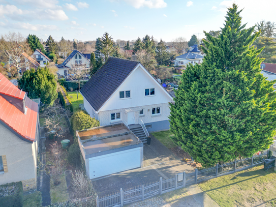 Idyllisches Einfamilienhaus nahe Baumschulenweg - Garten, Pool & viel Platz für die Familie!