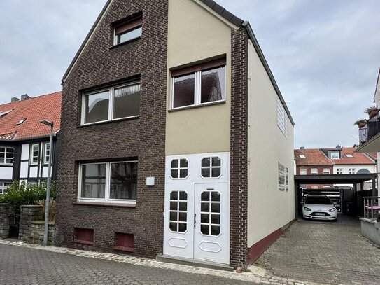 ZU VERMIETEN: Teilrenoviertes Stadthaus im Herzen von Soest mit kleiner Terrasse zum Wohlfühlen