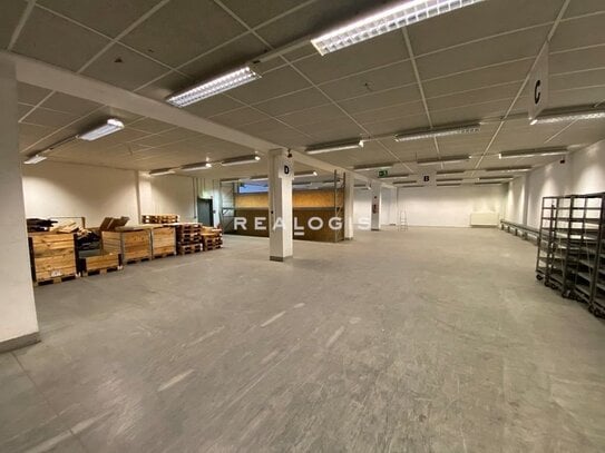 provisionsfreie ca. 600 m² bis zu ca. 2.900 m² Hallen und Servicefläche mit Rampe in Bahrenfeld