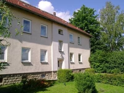 Renovierte 3 - Raum Wohnung im Erdgeschoss * sehr ordentliches Wohnhaus in Röblingen am See * gepflegte Mieterschaft