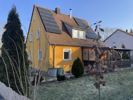 Modernisiertes Einfamilienhaus in ruhiger Wohnlage von Uffenheim!