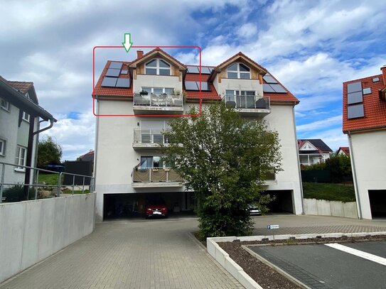 Schicke und hoch moderne Maisonette- Wohnung mit Lift und Balkon, nur 10 Minuten vom Uni- Klinikum Jena entfernt