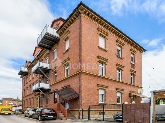 Großzügige 5-Zimmer-Wohnung mit Balkon und Stellplatz in sehr beliebter Lage