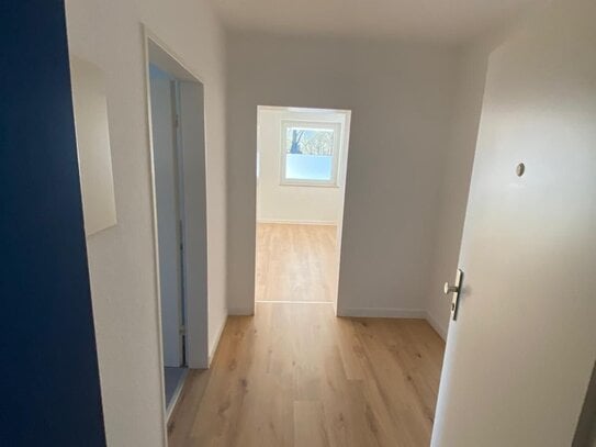 Helle 2-Zimmer-Wohnung mit Balkon