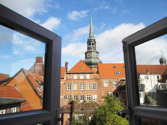 Gemütliche Dachgeschosswohnung in der Altstadt von Stade mit unbezahlbarem Blick!