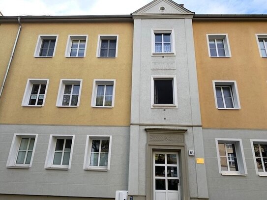 Stadtfeld-Wohnung mit Balkon sucht Nachmieter.