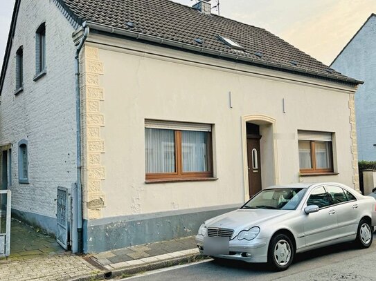 Historisches Einfamilienhaus mit Charme in Moers-Asberg - Großzügige 157m² Wohnfläche, Ideal für Familien