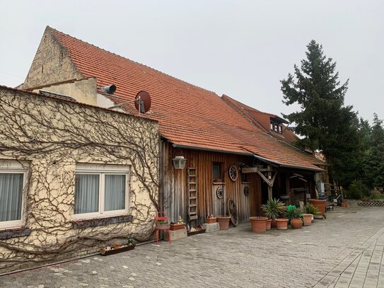 Ehemalige Gaststätte mit vielen Ausbaumöglichkeiten zum Ein- oder Mehrfamilienhaus!