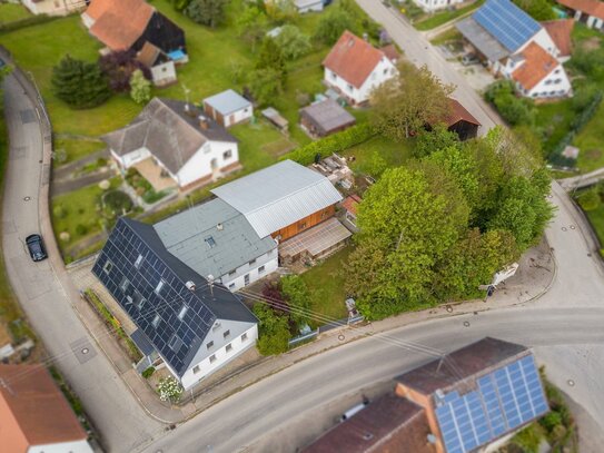 Autarkes Familienglück mit Möglichkeit für eine weiterer Wohneinheit + und Teilbarem Grundstück