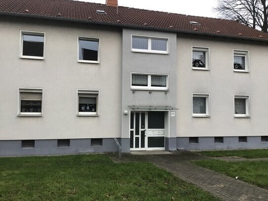 Zentrale drei Zimmer an der Rahmer Str.